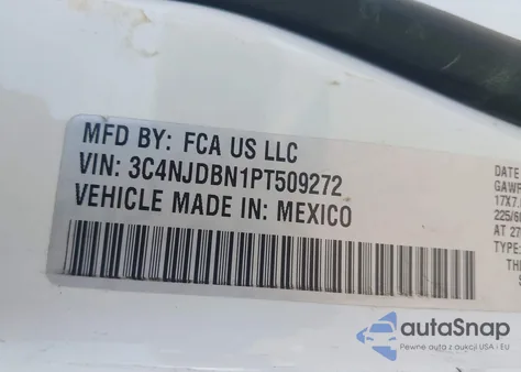 2023 Jeep Compass Latitude 4X4 from USA, damaged, VIN 3C4NJDBN1PT509272